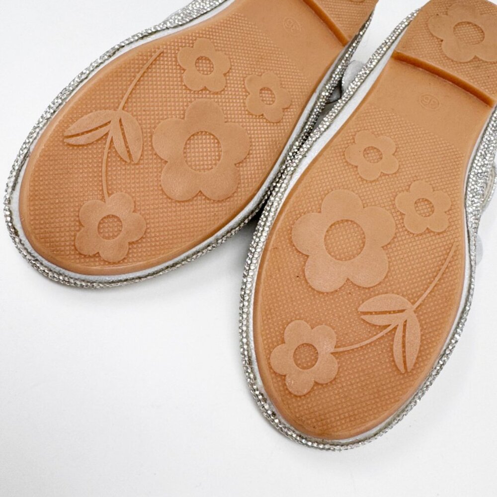 Princess Girls Silver Rhinestone Hook & Loop Mary Jane Shoes  Size 4.5 US 36 EU - Picture 11 of 11